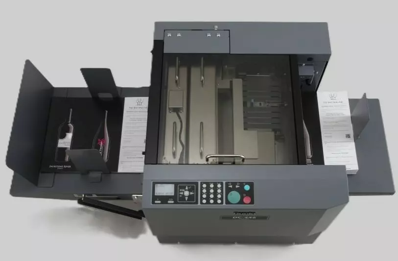Pospaudiminė įranga | Plokščiastalės pjaustyklės | Laminavimo Įranga